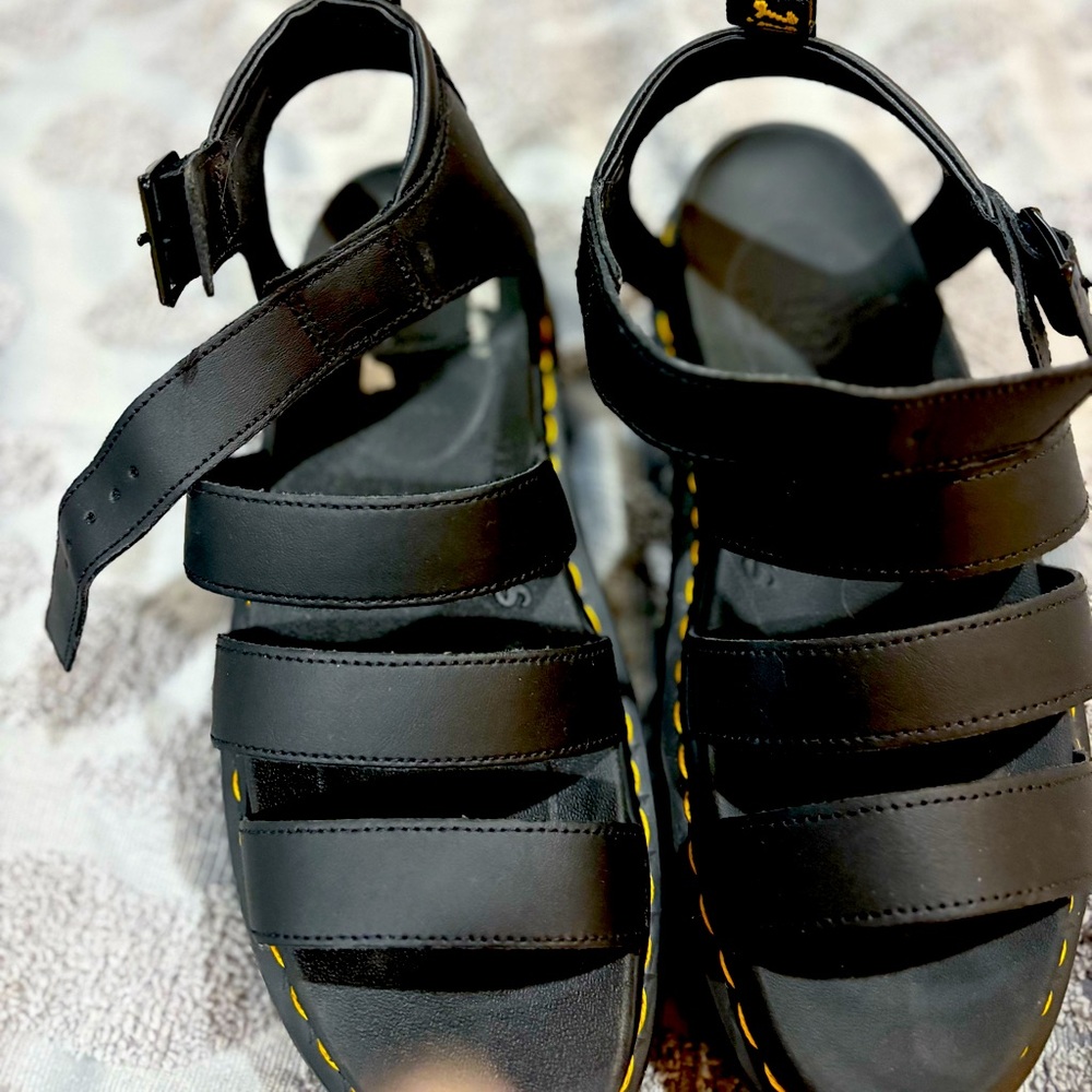 Stylish Black Sandals with Yellow Accents